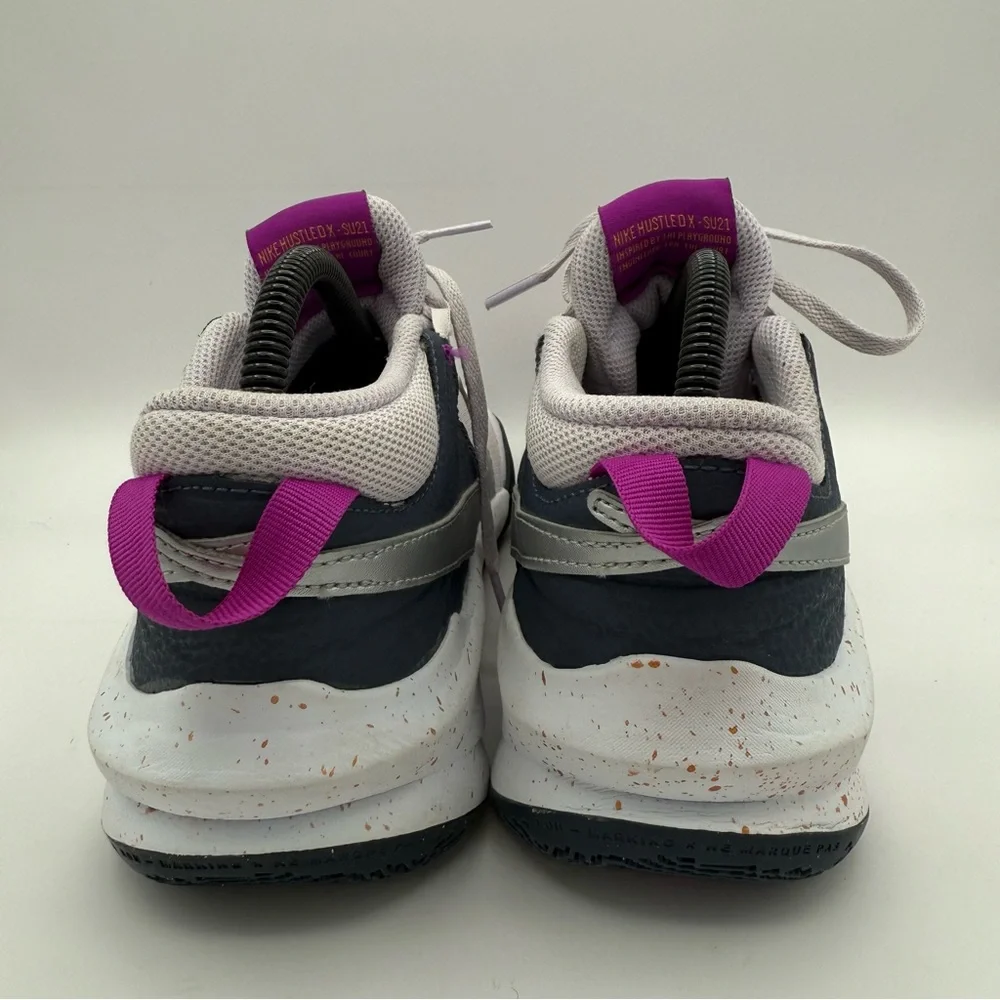 Youth Nike Team Hustle D10 SE GS Purple Gray Athletic Shoes DQ8375-500 Size 6.5Y